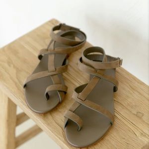 Brand new Jenni Kayne oiled leather strappy sandals in  size 36.